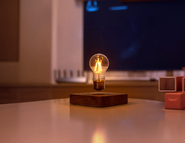 Lampada a Levitazione Magnetica LIGHT