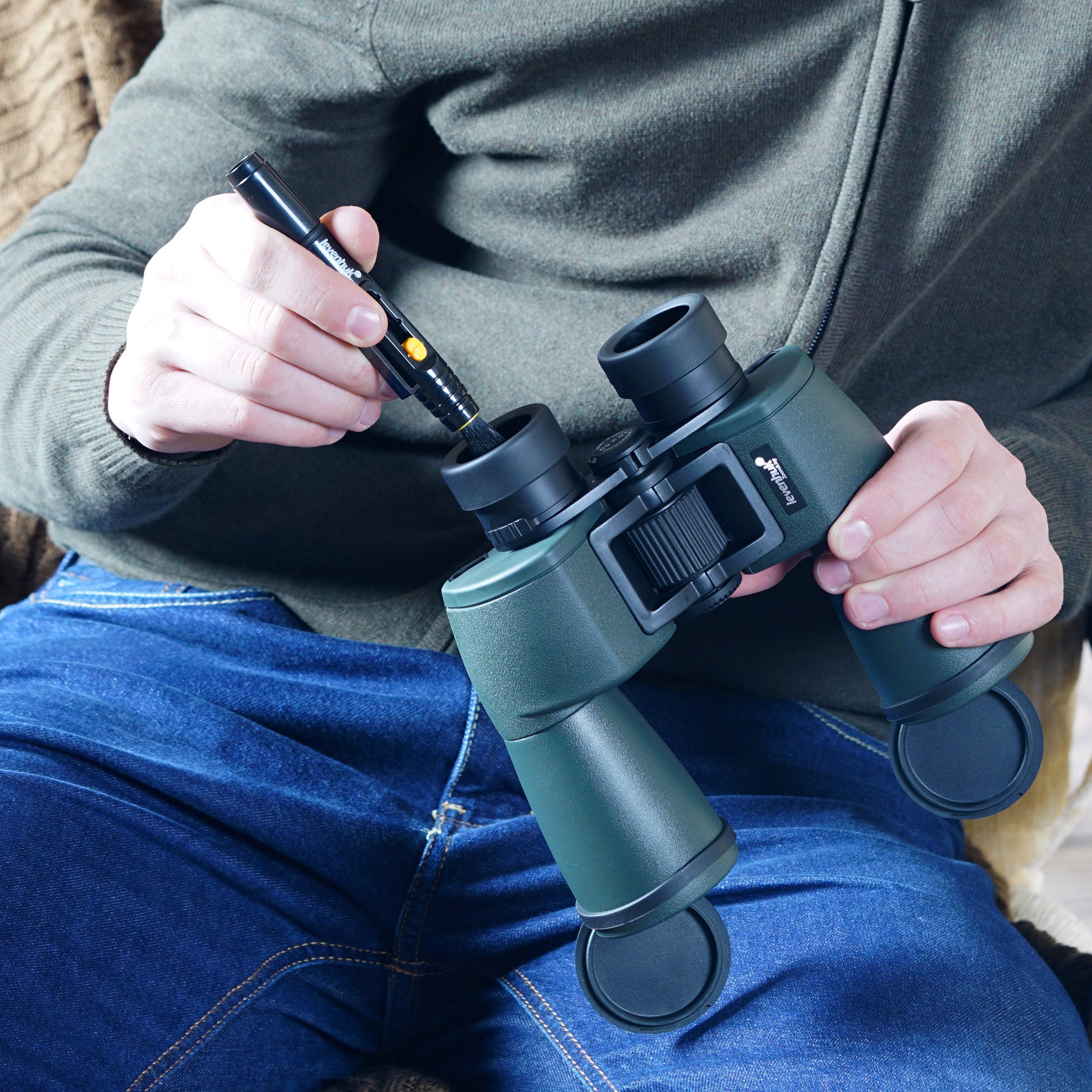 Penna Levenhuk LP10 per la pulizia delle ottiche