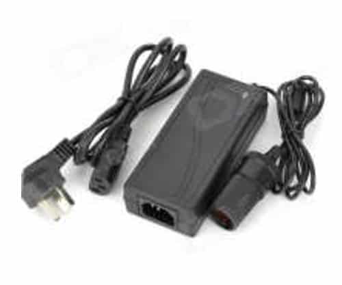 Alimentatore da 220V a 12V – 7Ah