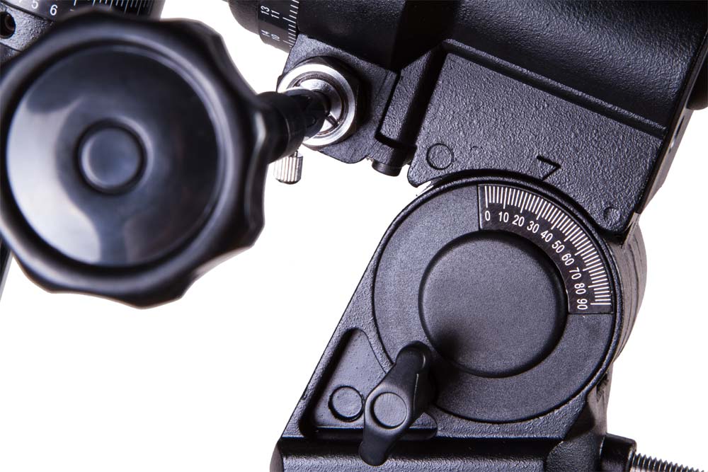 Telescopio Bresser Messier 90/500 EQ3